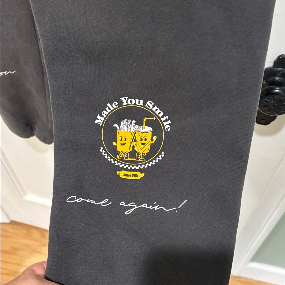 Mayfair Group Made You Smile Sweatpants - Picture 5 of 10